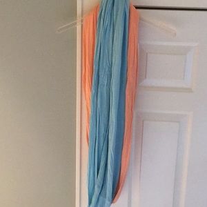 2 infinity scarfs by Echo.